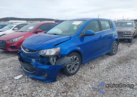 2018 Chevrolet Sonic Lt Auto z USA, uszkodzony, nr VIN 1G1JD6SH4J4102399